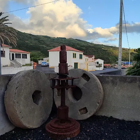 Casa Do Moinho * 라제스 두 피코